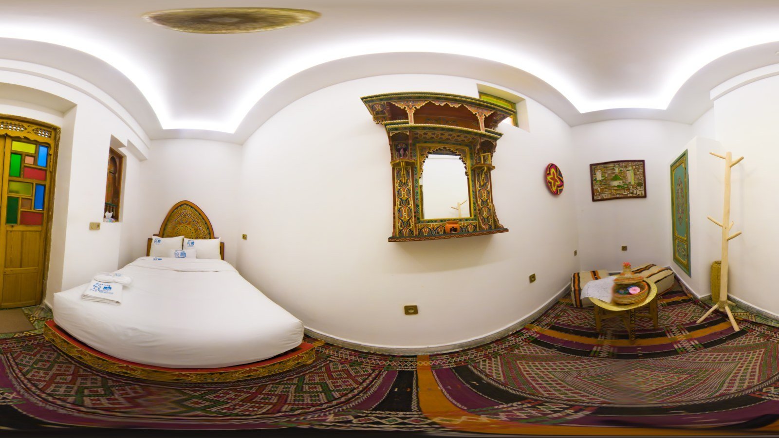 360° view: Lalla Kaoutar, Dar Fayrouz, Fes